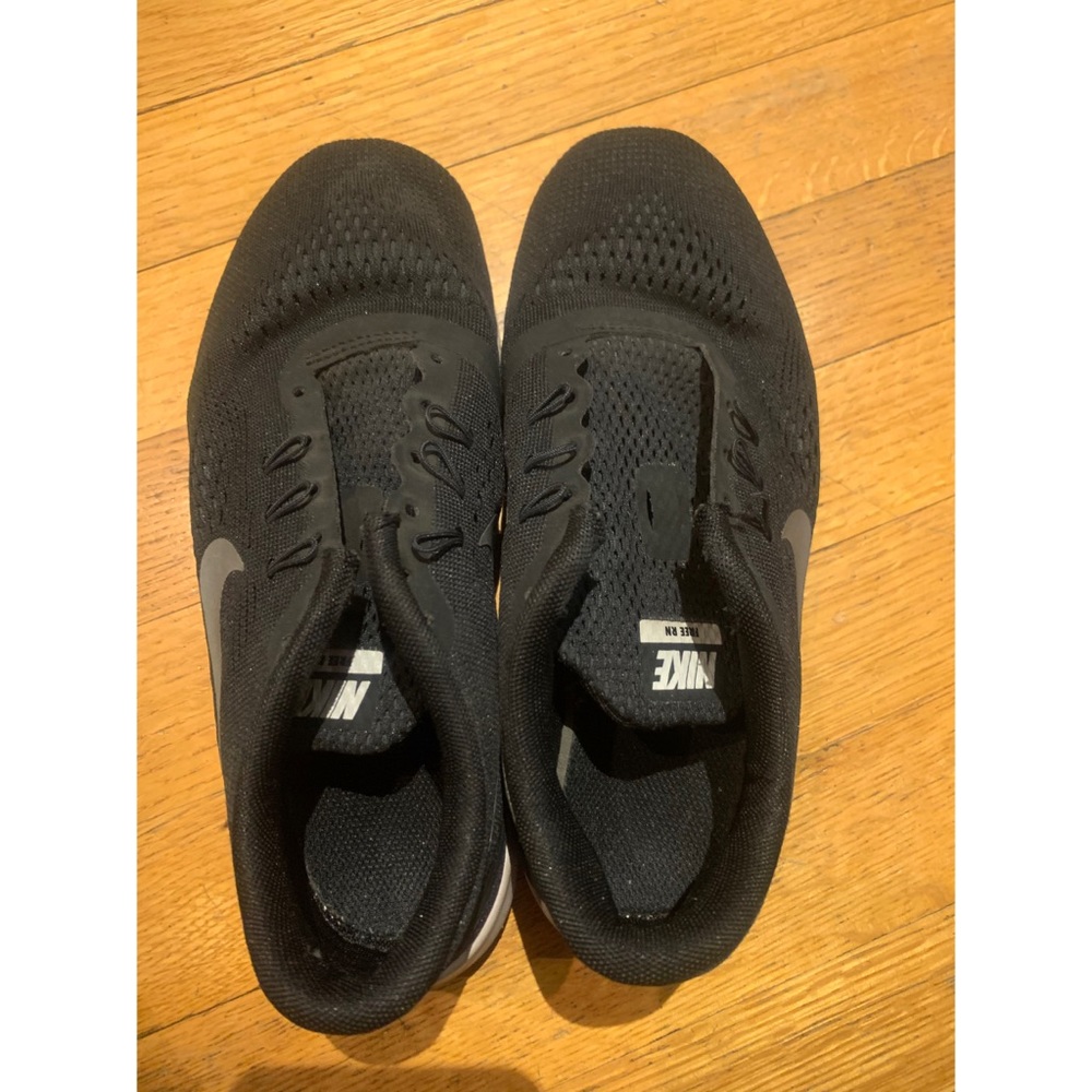 Nike Free Run Sneakers